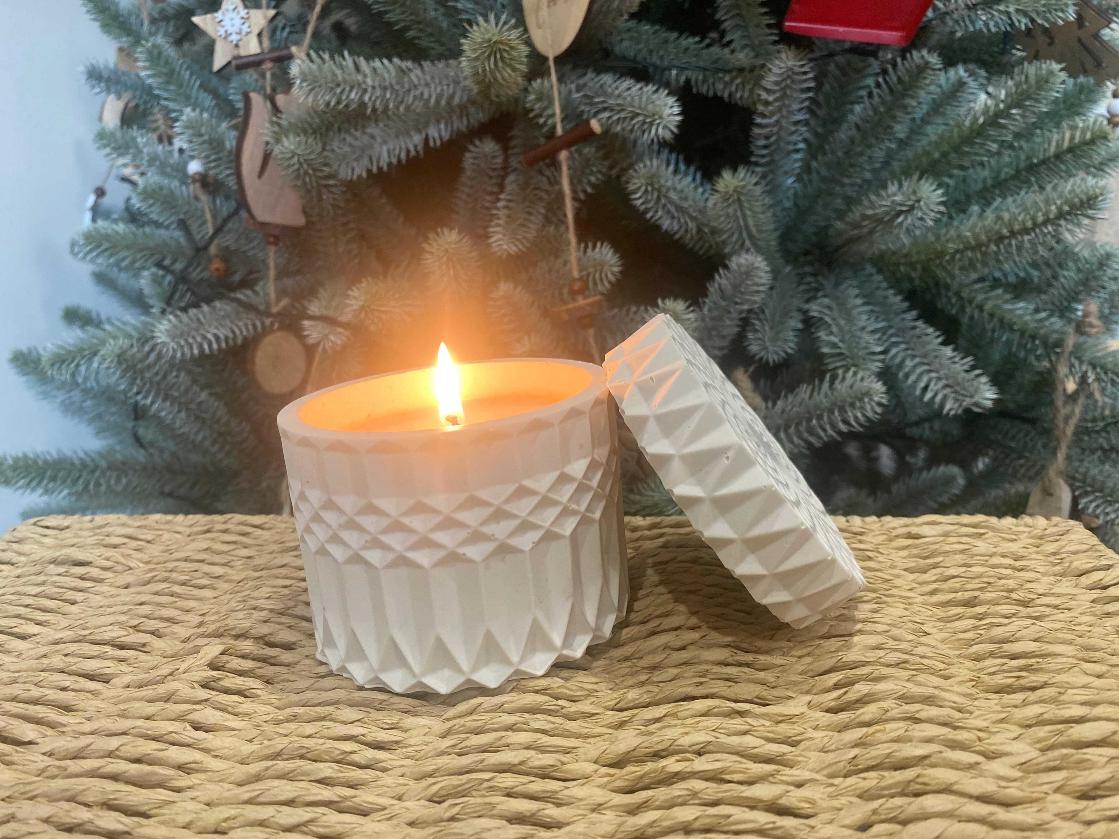Bougie design parfumée artisanale – Cire d’olive