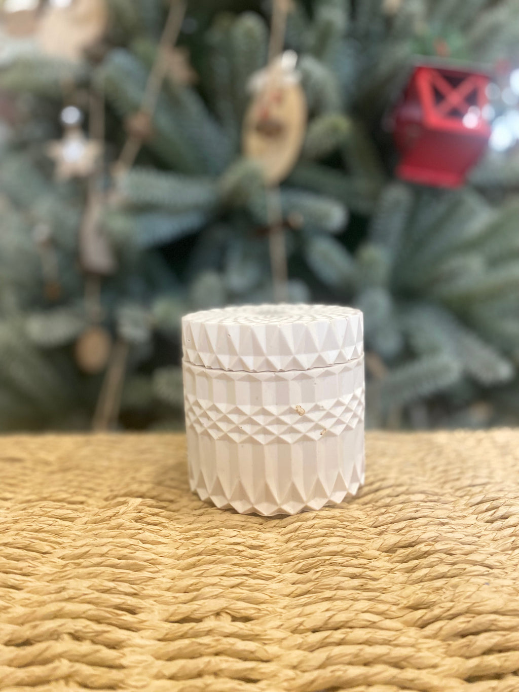 Bougie design parfumée artisanale – Cire d’olive