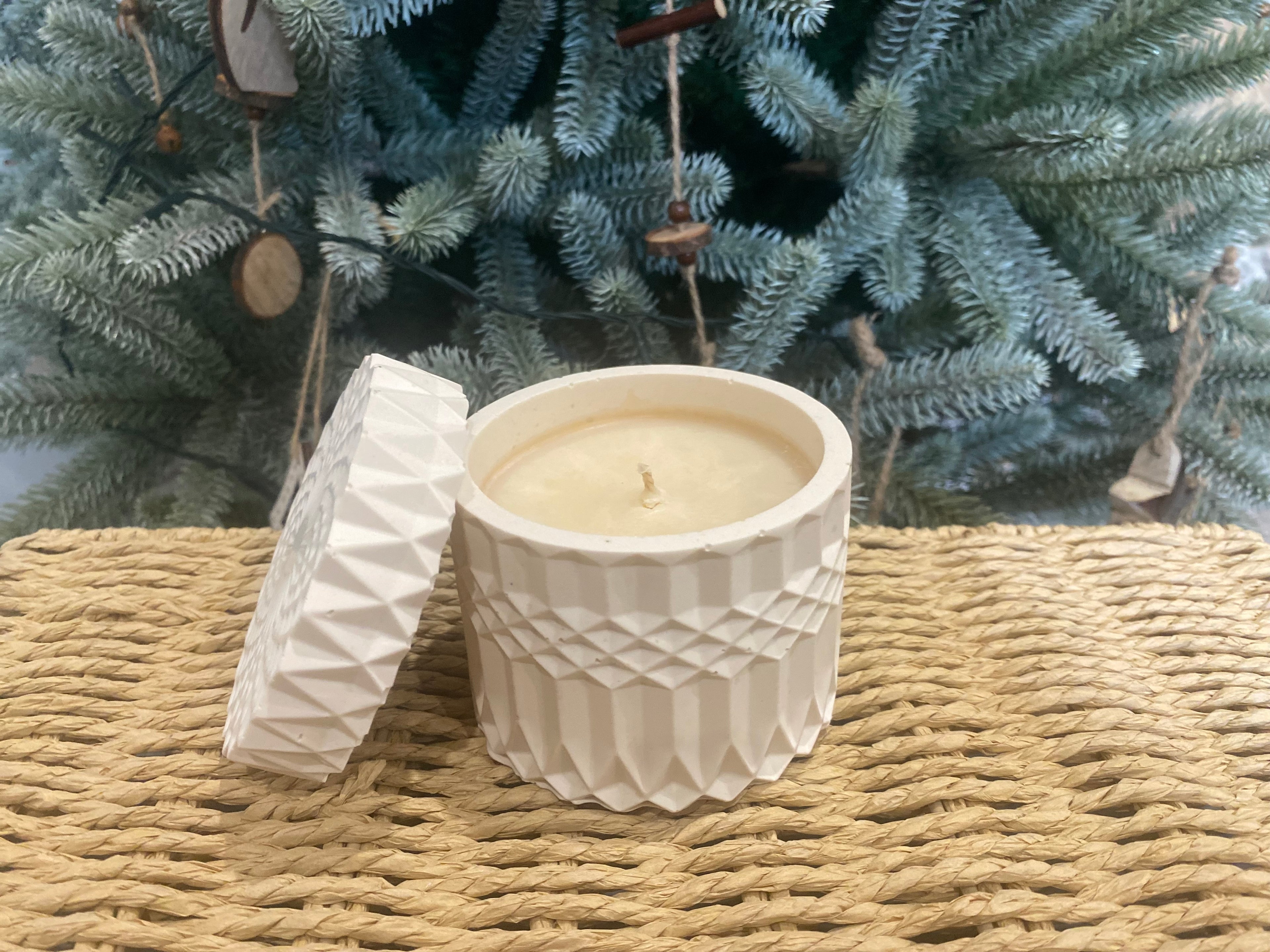 Bougie design parfumée artisanale – Cire d’olive