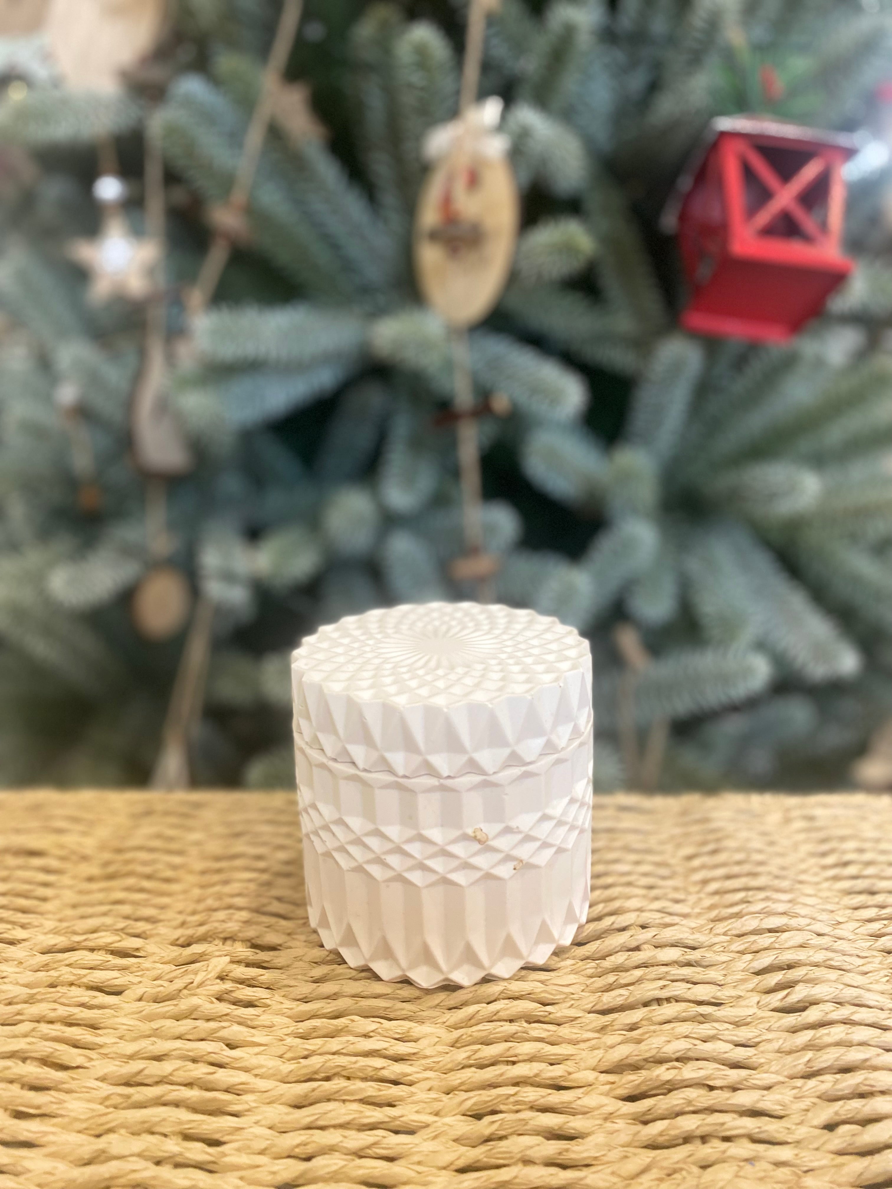 Bougie design parfumée artisanale – Cire d’olive
