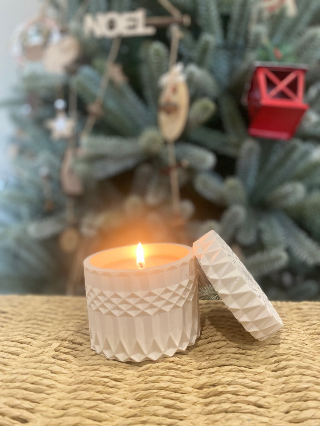 Bougie design parfumée artisanale – Cire d’olive