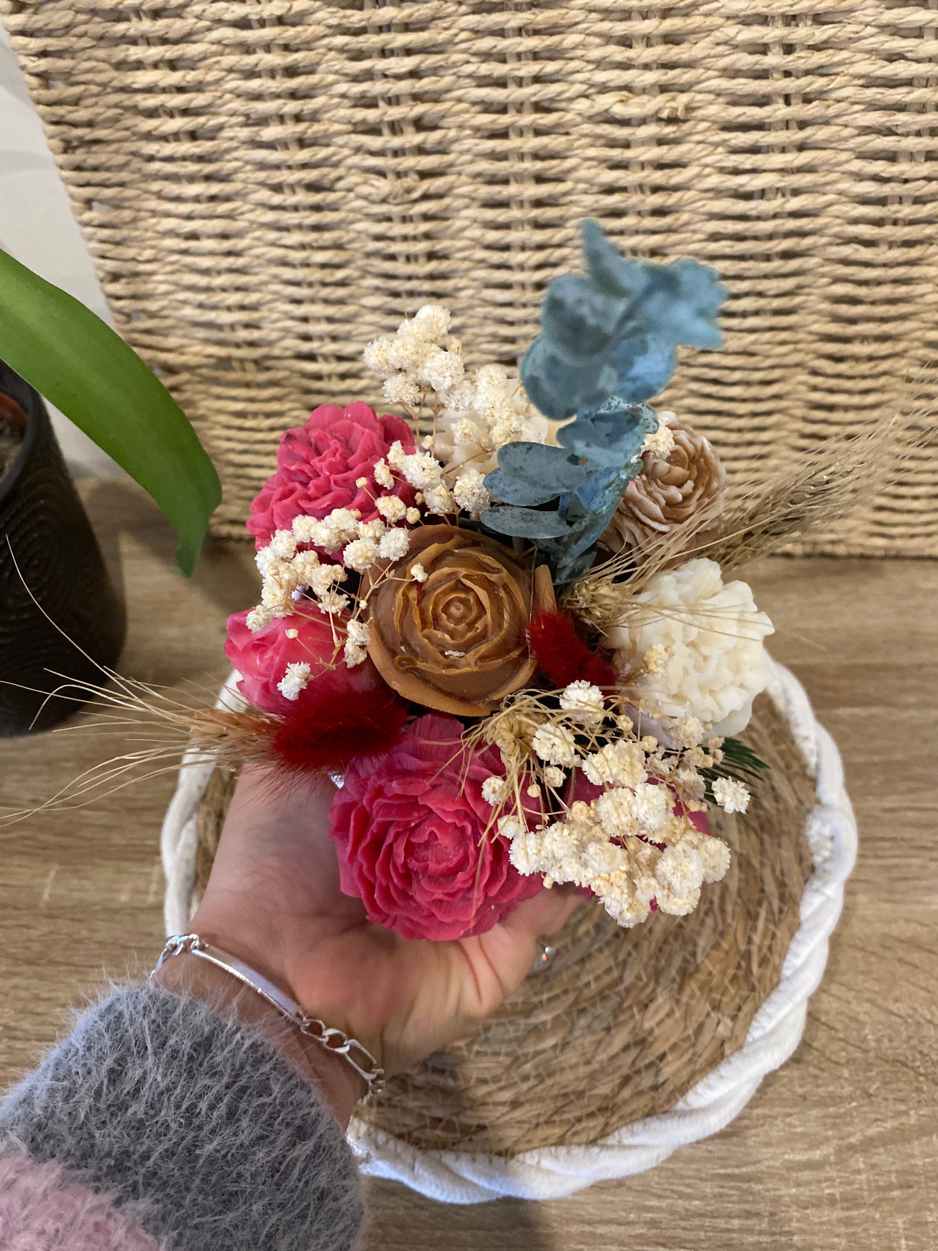 Bouquet de fleurs macaron vanille