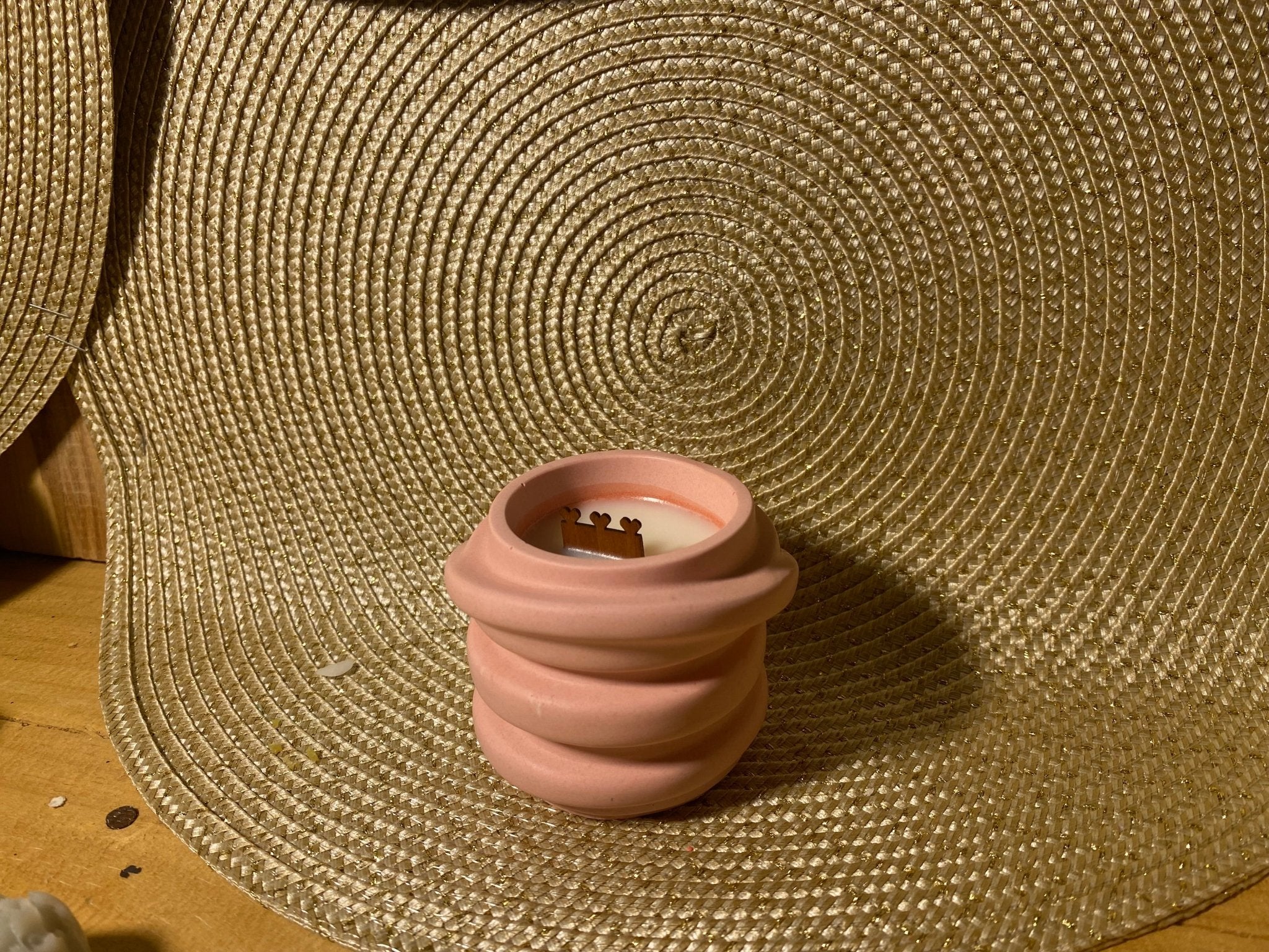 Bougie Éclat de Rose - Édition Octobre Rose 🌸 - Les créations de Thaïs