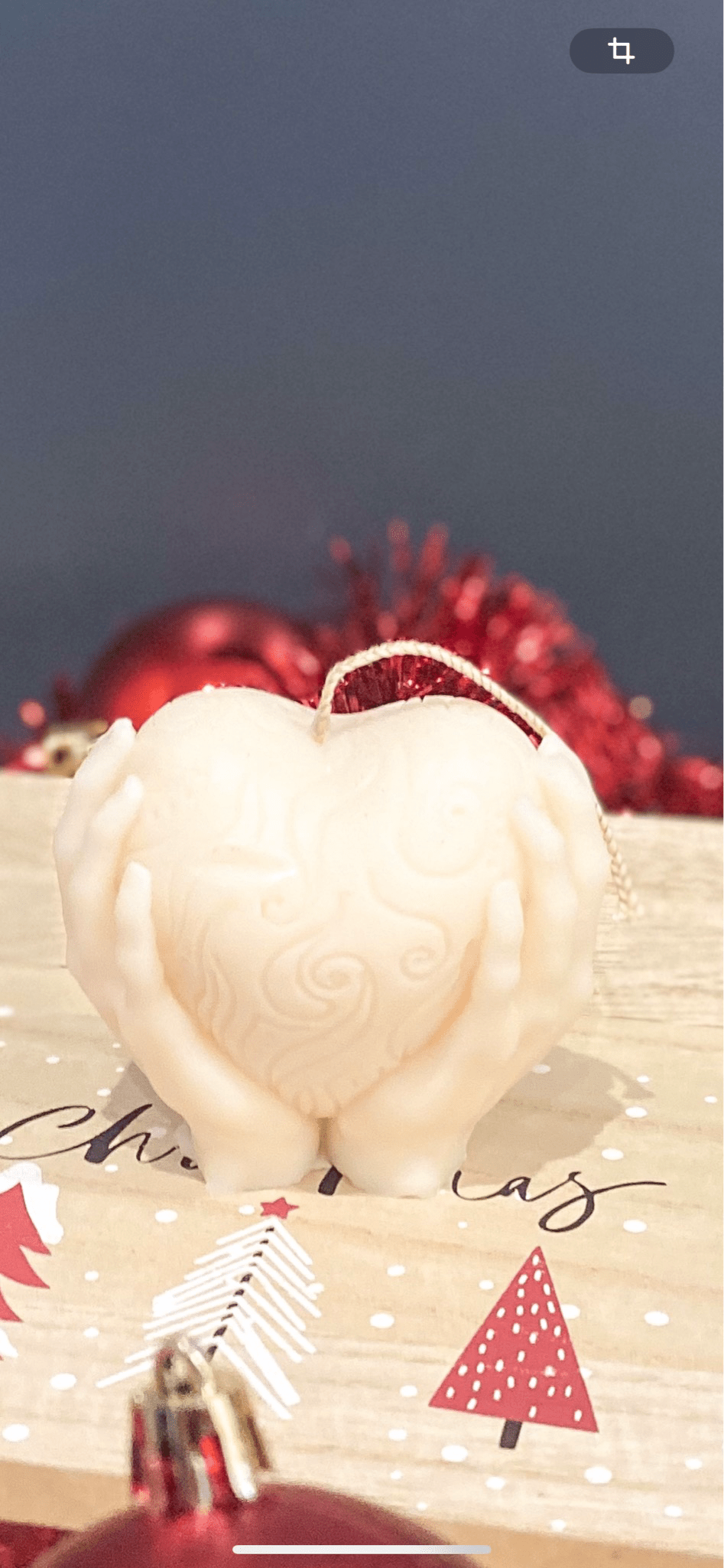 Bougie moulée cœur main - Les créations de Thaïs