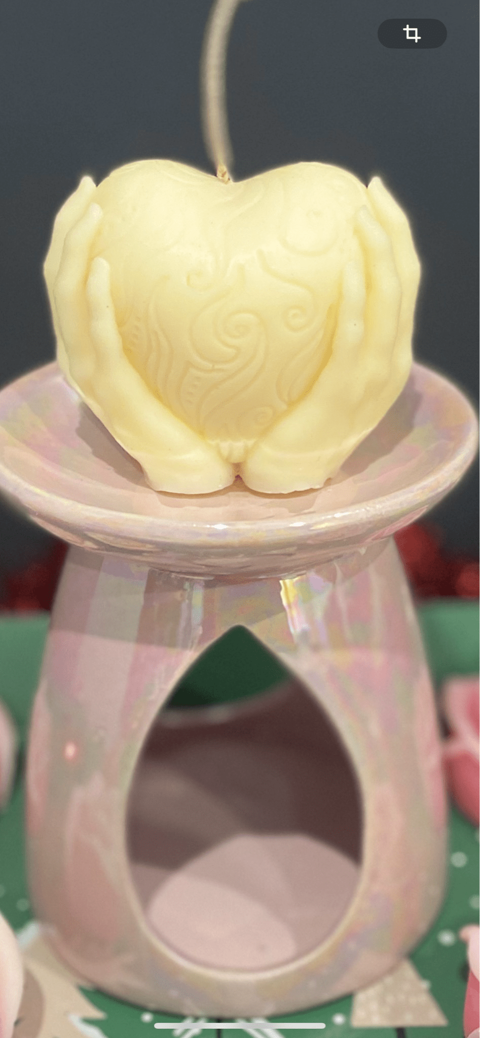 Bougie moulée cœur main - Les créations de Thaïs