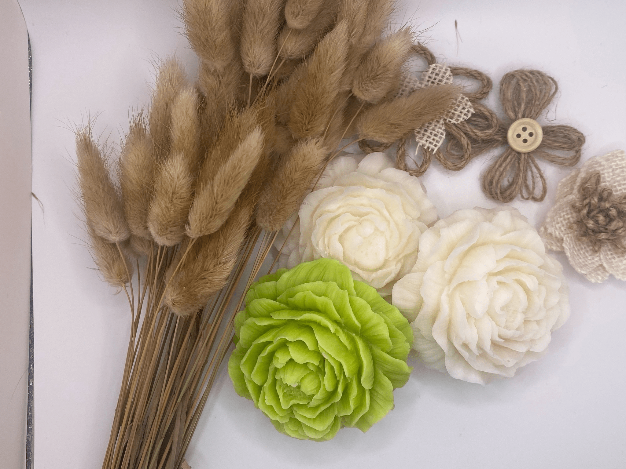 Bougie moulée rose - Les créations de Thaïs