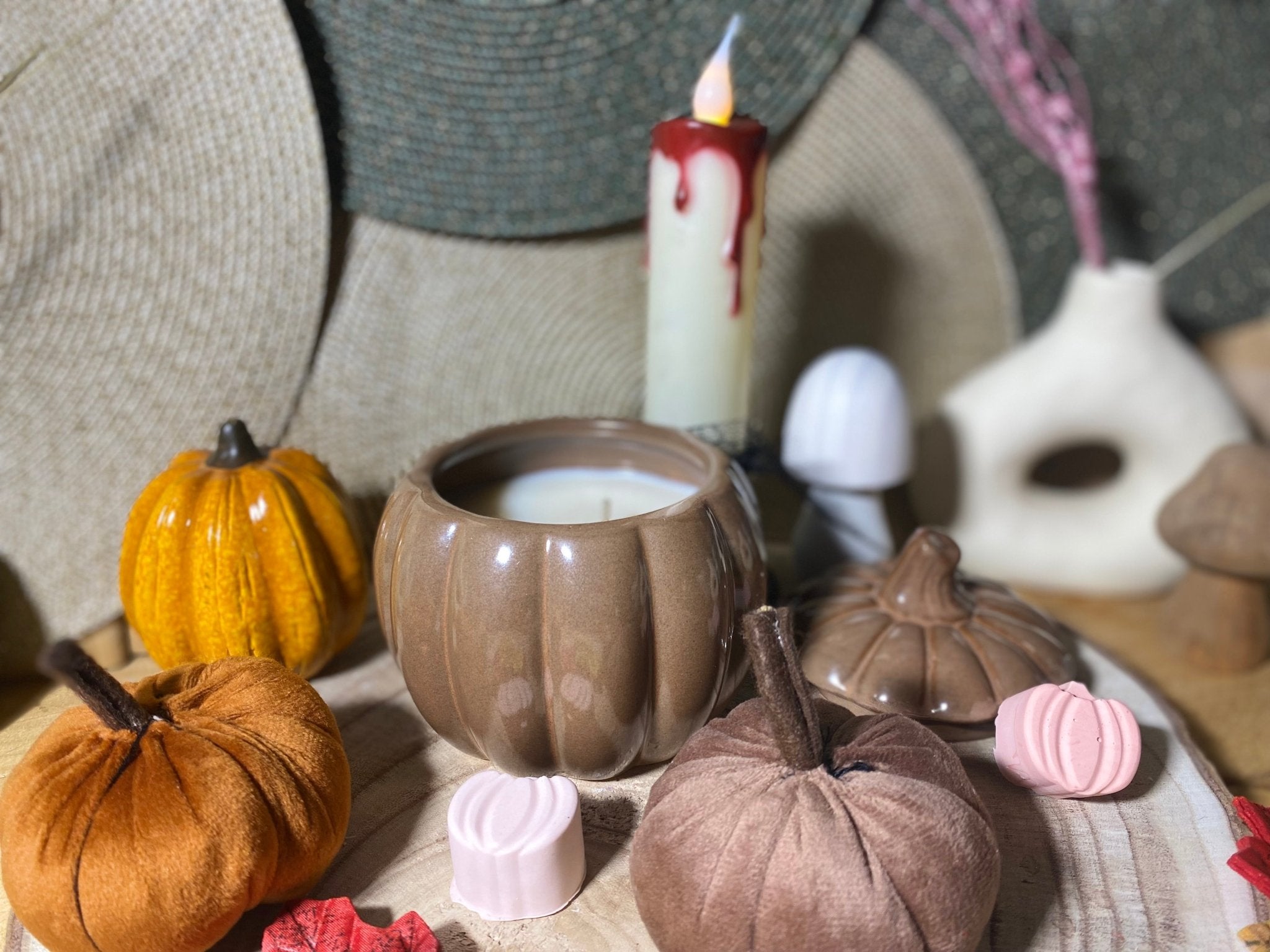 Bougie Citrouille Marron – Esprit Gothique - Les créations de Thaïs