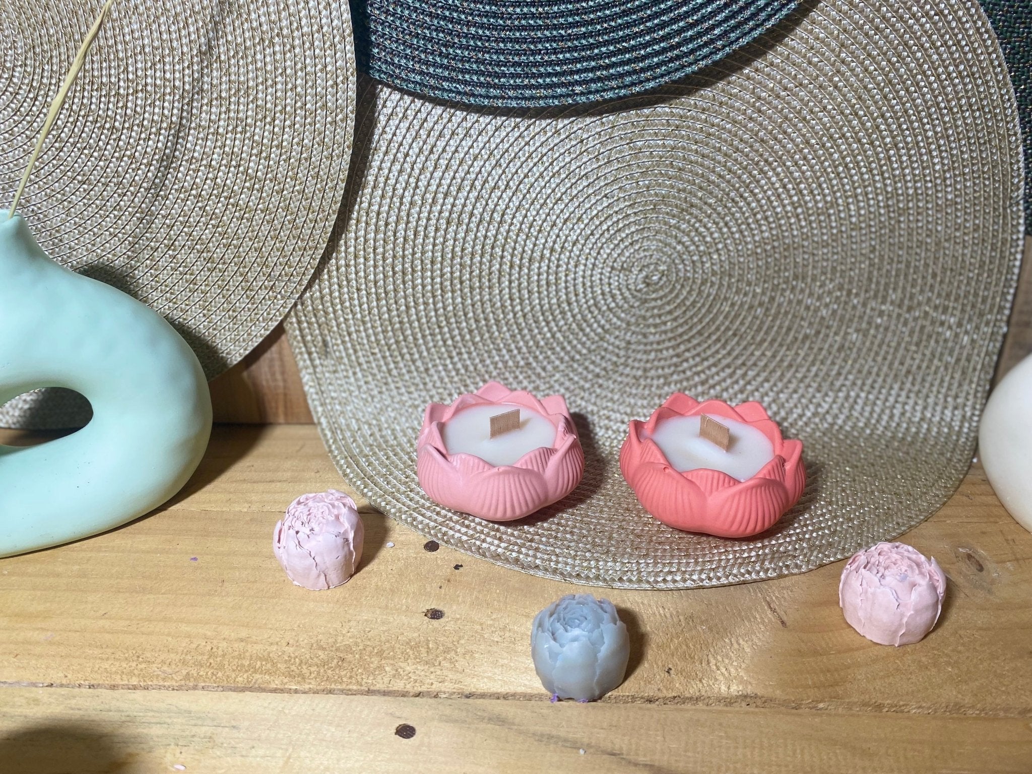 Bougie Lotus Alma - Édition Octobre Rose 🌸 - Les créations de Thaïs